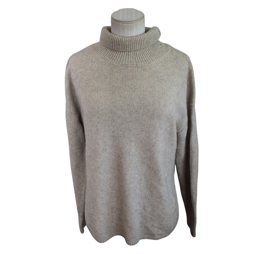 Vince Turtleneck Sweater M Oatmeal Beige Yak Wool Blend Side Slit Women Classic